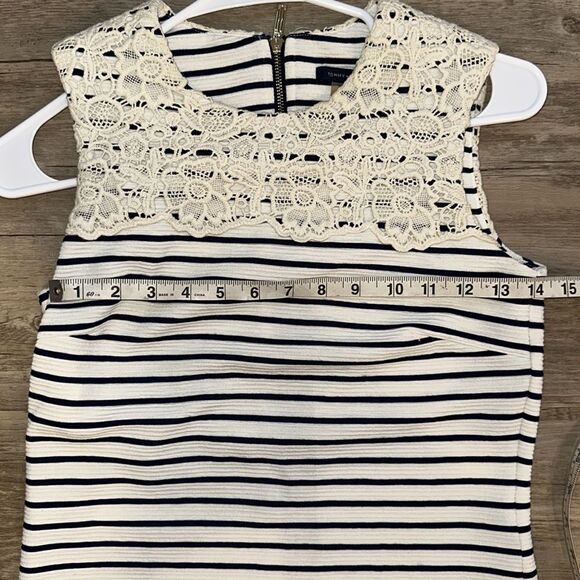 Tommy Hilfiger Sz 2 Blue and White Striped Dress Lace Nautical Coastal Spring - Picture 7 of 8